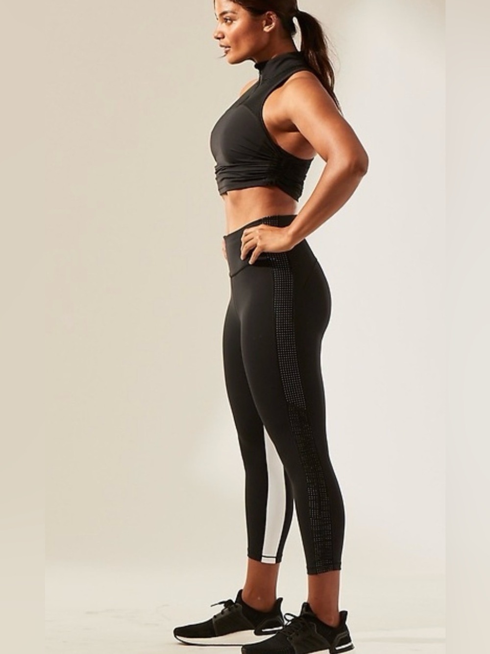 Athleta Hiit It Mesh Capri M Gym Yoga Athletic High Rise high Performance Gym